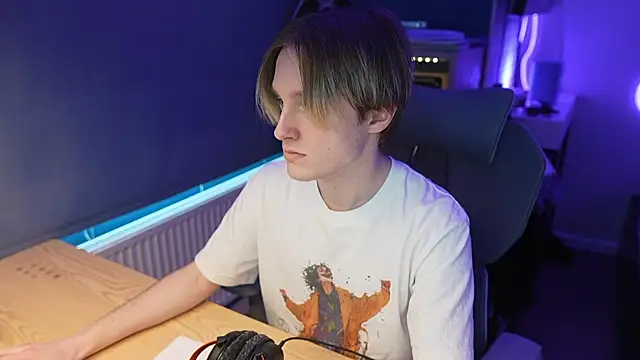 Serxyi online show from March 2026 11:43:02 AM