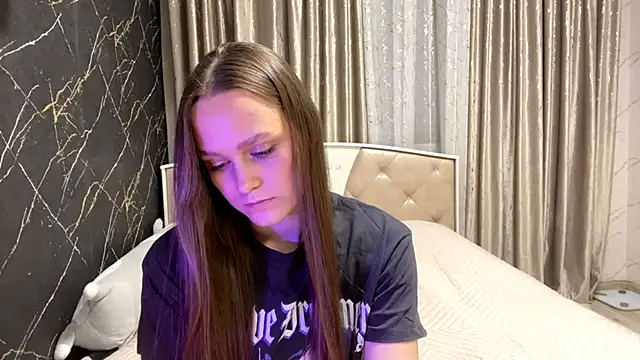 SoSweetGirl online show from September 2025 06:09:02 PM