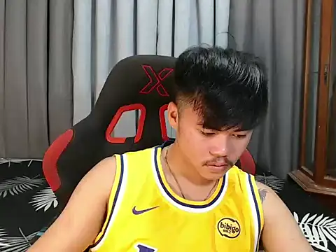 hot emman online show from October 2025 04:53:02 AM