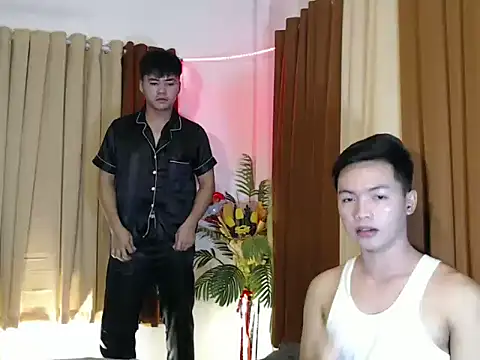 hot emman online show from February 2026 12:09:01 AM