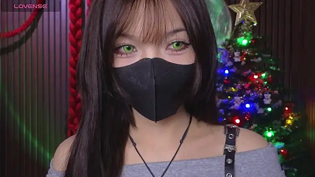      Panda      online show from November 2025 03:45:01 PM