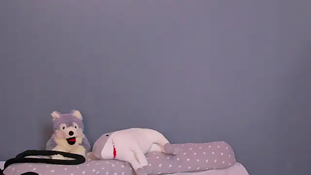 Lillie Berry online show from April 2026 04:30:02 AM