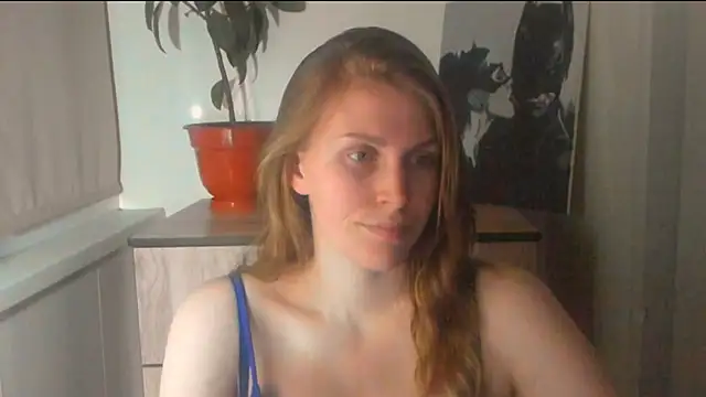 Snapshot of JuliaMuuun chatting on April 2026 08:50:01 PM JuliaMuuun online show from April 2026 08:50:01 PM