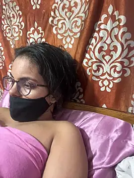 Snapshot of Sandhya_77 chatting on June 2026 02:33:01 PM Sandhya 77 online show from June 2026 02:33:01 PM