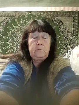 CrystalLime6411 online show from November 2025 06:41:04 PM