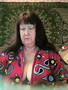 CrystalLime6411 online show from April 2026 03:24:01 PM