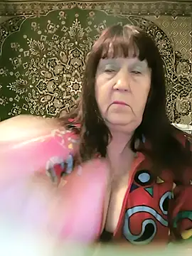 CrystalLime6411 online show from April 2026 07:05:02 PM