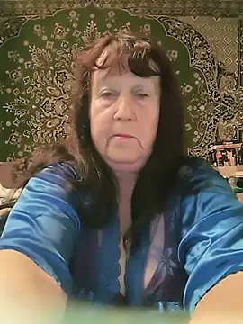 Snapshot of CrystalLime6411 chatting on May 2026 05:32:01 PM CrystalLime6411 online show from May 2026 05:32:01 PM