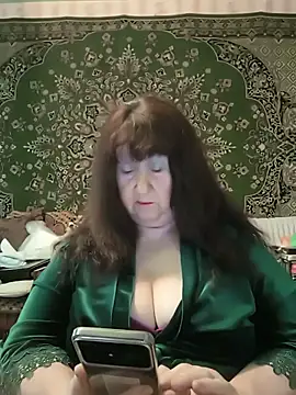 Snapshot of CrystalLime6411 chatting on May 2026 03:30:01 PM CrystalLime6411 online show from May 2026 03:30:01 PM