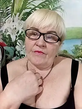 Snapshot of VioletSweet5566 chatting on May 2026 12:34:02 PM VioletSweet5566 online show from May 2026 12:34:02 PM