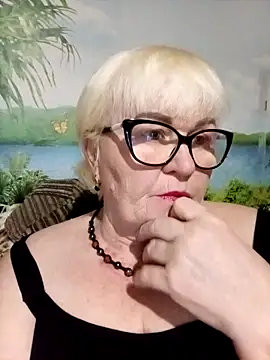 Snapshot of VioletSweet5566 chatting on May 2026 06:13:02 PM VioletSweet5566 online show from May 2026 06:13:02 PM