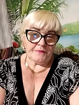 Snapshot of VioletSweet5566 chatting on May 2026 06:57:02 PM VioletSweet5566 online show from May 2026 06:57:02 PM