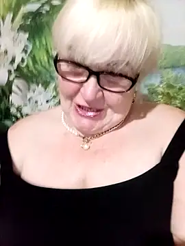 Snapshot of VioletSweet5566 chatting on June 2026 05:26:01 PM VioletSweet5566 online show from June 2026 05:26:01 PM