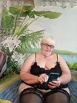 VioletSweet5566 online show from July 2026 05:56:01 AM
