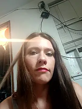 Wonderland97 online show from December 2025 03:24:01 AM