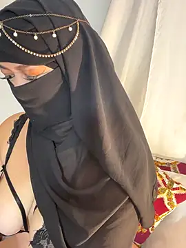 Snapshot of Amyraa_ chatting on November 2025 03:01:01 PM Amyraa online show from November 2025 03:01:01 PM