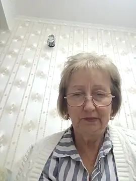 AlikaSwan5821 online show from November 2025 09:02:01 PM