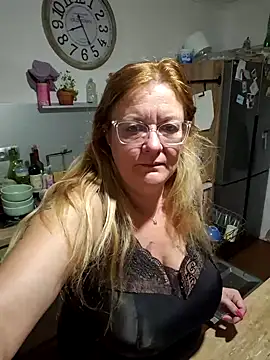 Snapshot of Misspapillon1840 chatting on November 2025 06:27:01 AM Misspapillon1840 online show from November 2025 06:27:01 AM