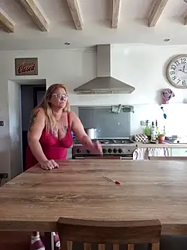 Snapshot of Misspapillon1840 chatting on December 2025 10:20:02 AM Misspapillon1840 online show from December 2025 10:20:02 AM