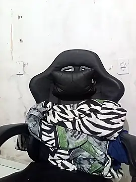 moreno25centimetro online show from April 2026 01:41:01 AM