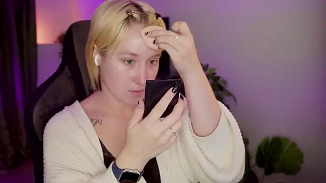 CinBellamy online show from October 2025 02:42:02 AM