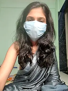 Shivani2002 online show from February 2026 05:41:01 PM