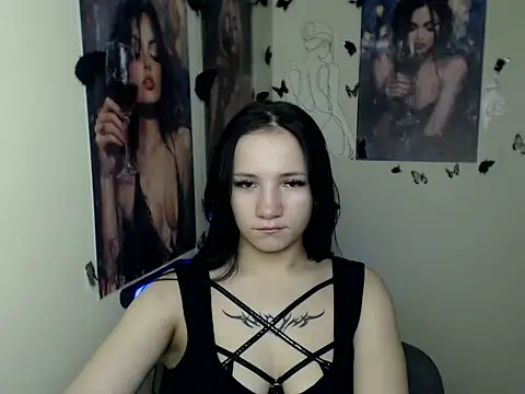 Em7MaA online show from December 2025 07:43:02 PM