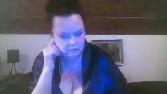 Snapshot of TiffanyMature chatting on September 2025 08:21:02 PM TiffanyMature online show from September 2025 08:21:02 PM
