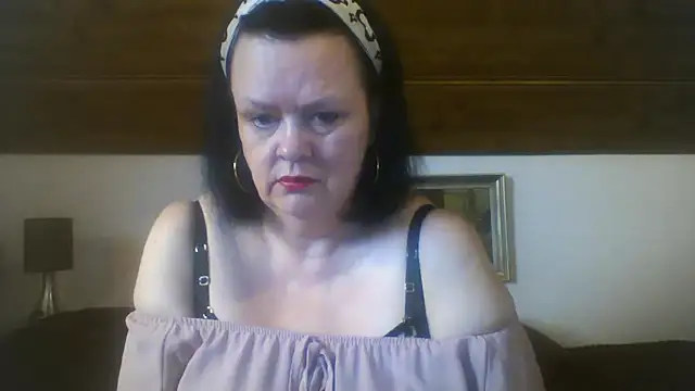 Snapshot of TiffanyMature chatting on September 2025 07:54:01 AM TiffanyMature online show from September 2025 07:54:01 AM