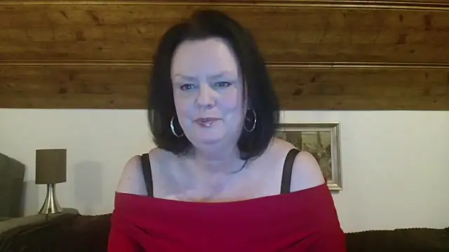 Snapshot of TiffanyMature chatting on September 2025 08:23:02 PM TiffanyMature online show from September 2025 08:23:02 PM