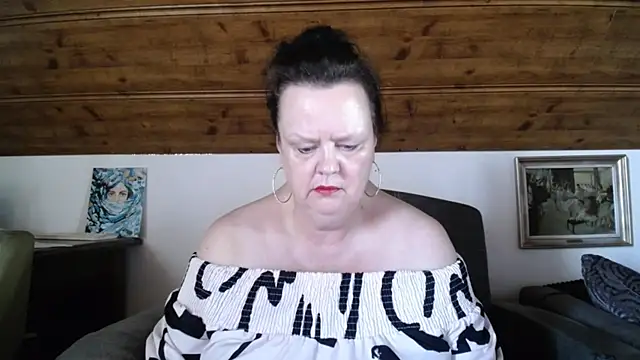 Snapshot of TiffanyMature chatting on July 2026 06:16:02 AM TiffanyMature online show from July 2026 06:16:02 AM
