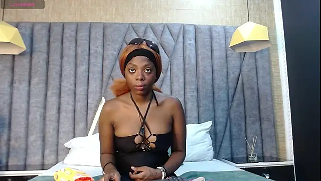 OliviaGarciaa online show from September 2025 03:50:02 AM