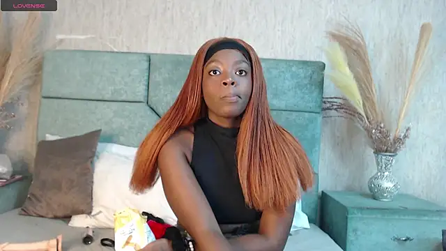 OliviaGarciaa online show from October 2025 09:02:01 PM