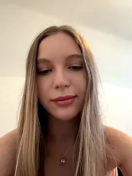 bbysonia online show from September 2025 12:10:01 PM