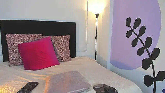 LunaVelvet777 online show from January 2026 04:44:01 PM