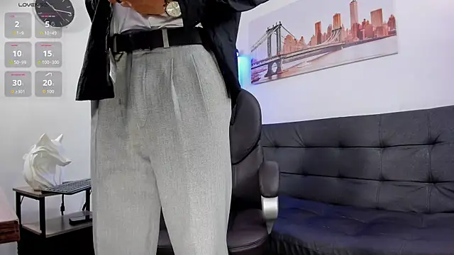 Dash Bukoski online show from October 2025 01:55:02 PM