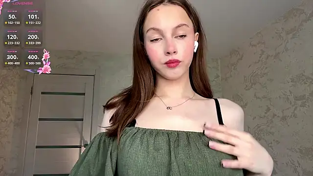 NylaNadler online show from July 2026 06:11:02 AM