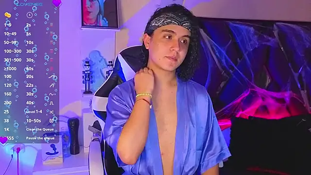 derek greyy  online show from October 2025 08:37:02 PM