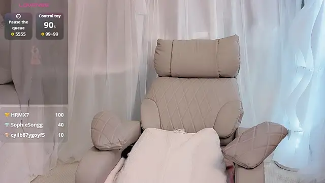 Snapshot of Amaya-yooo-36D chatting on October 2025 10:47:01 AM Amaya-yooo-36D online show from October 2025 10:47:01 AM