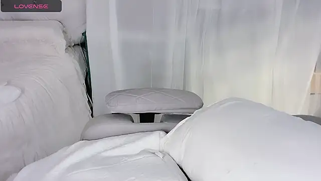 Snapshot of Amaya-yooo-36D chatting on November 2025 03:50:02 AM Amaya-yooo-36D online show from November 2025 03:50:02 AM