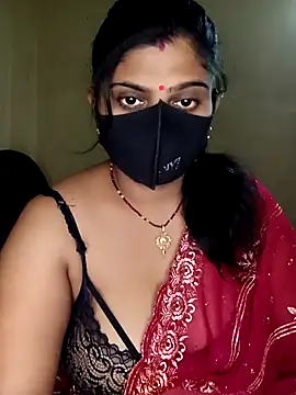 Snapshot of reena502 chatting on July 2026 03:54:02 AM reena502 online show from July 2026 03:54:02 AM