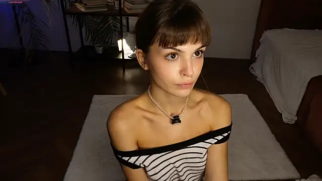 Eva Zill online show from September 2025 07:34:01 AM