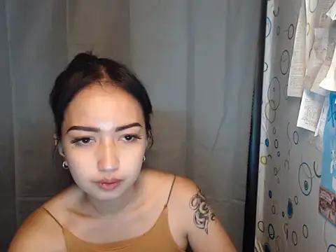 Snapshot of Soft_Angel8 chatting on May 2026 04:51:02 AM Soft Angel8 online show from May 2026 04:51:02 AM