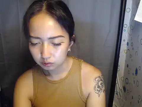 Snapshot of Soft_Angel8 chatting on May 2026 06:26:02 PM Soft Angel8 online show from May 2026 06:26:02 PM