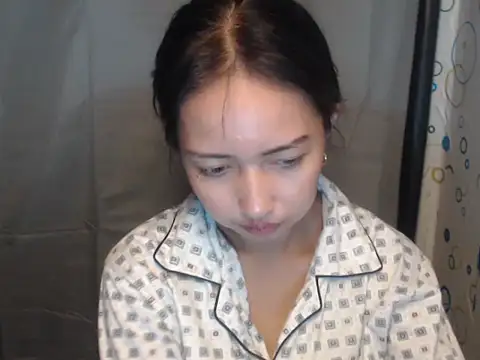 Snapshot of Soft_Angel8 chatting on May 2026 05:57:01 AM Soft Angel8 online show from May 2026 05:57:01 AM