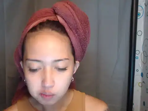 Snapshot of Soft_Angel8 chatting on May 2026 04:54:01 AM Soft Angel8 online show from May 2026 04:54:01 AM