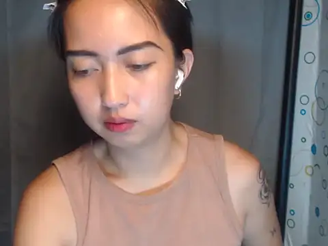 Snapshot of Soft_Angel8 chatting on June 2026 03:40:01 PM Soft Angel8 online show from June 2026 03:40:01 PM