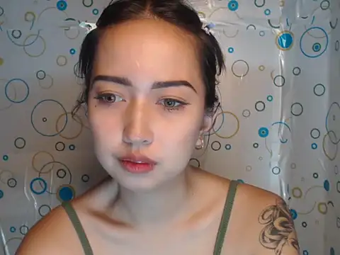 Snapshot of Soft_Angel8 chatting on June 2026 06:06:01 AM Soft Angel8 online show from June 2026 06:06:01 AM