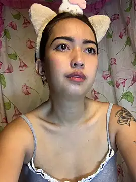 Snapshot of Soft_Angel8 chatting on June 2026 06:12:02 AM Soft Angel8 online show from June 2026 06:12:02 AM