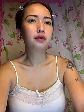 Snapshot of Soft_Angel8 chatting on June 2026 07:44:02 AM Soft Angel8 online show from June 2026 07:44:02 AM
